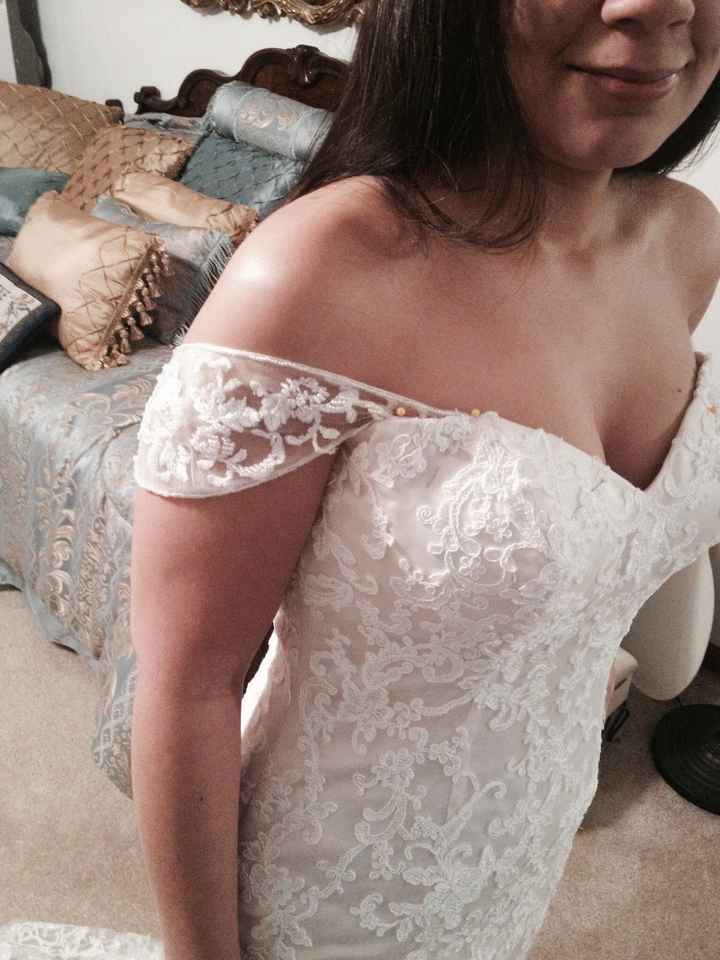 Did anyone add straps or sleeves to your dress?  Pics wanted!