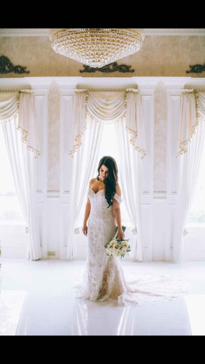 Brides wearing their hair down