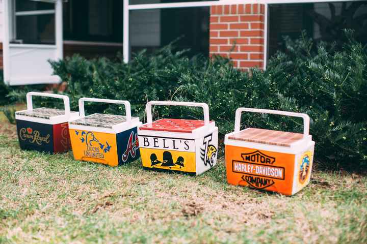 Groomsman cooler final.