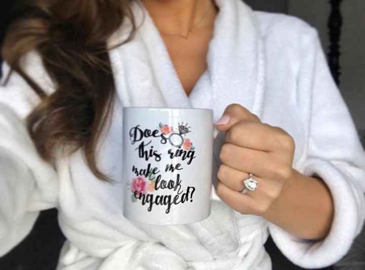 My social media debut as an engaged woman! 