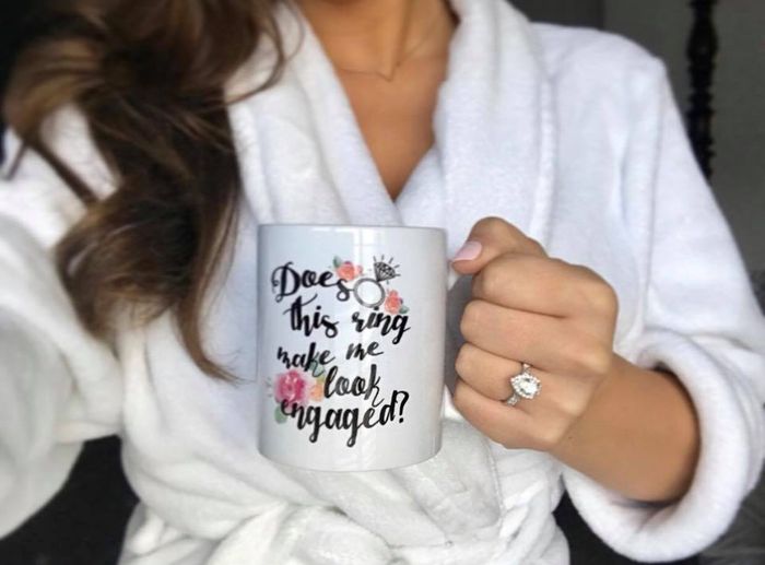 My social media debut as an engaged woman! 
