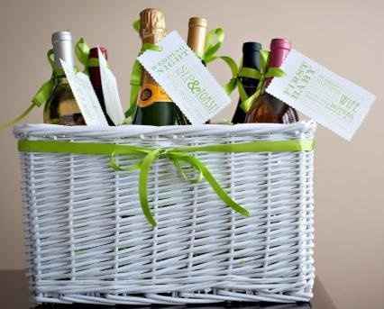 What to give at a bridal shower?