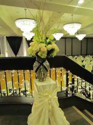 Need banister decoration ideas *pic*