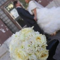 show off your bridal bouquets