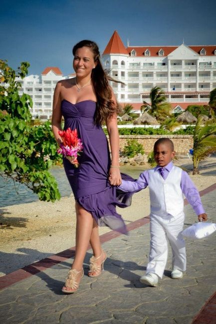 anyone else out there with purple bridesmaid dresses?!