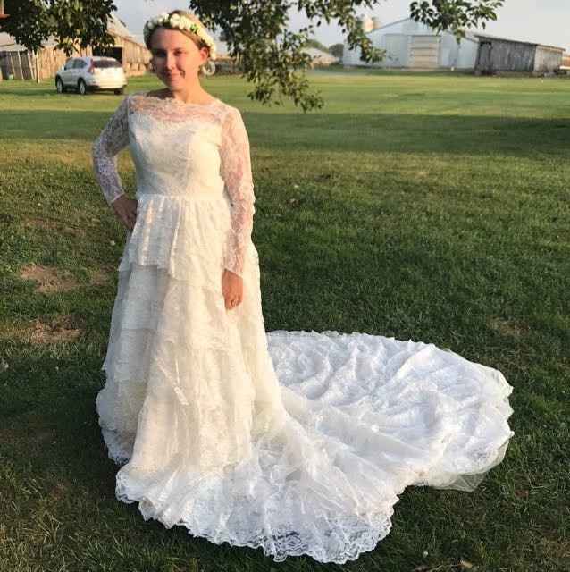 Comment Your Wedding Dresses