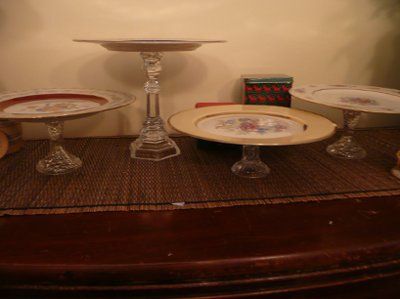 DIY Antique-style Cake Stands (Pics!)