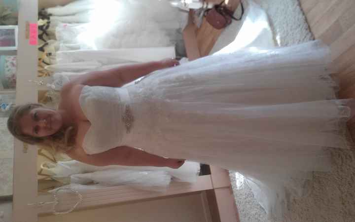 3 completely different dress styles and no idea which I prefer...(with pics)