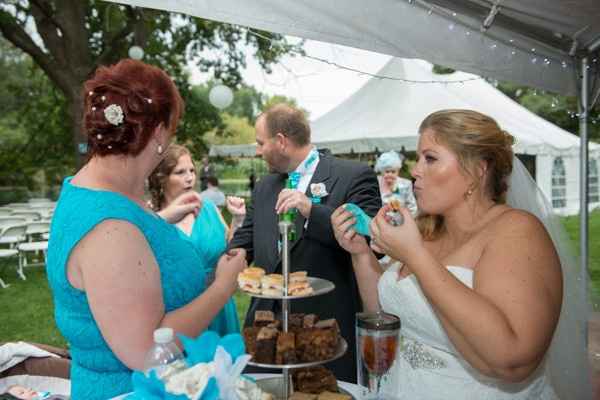 BAM! My American/British DIY, Outdoor wedding!