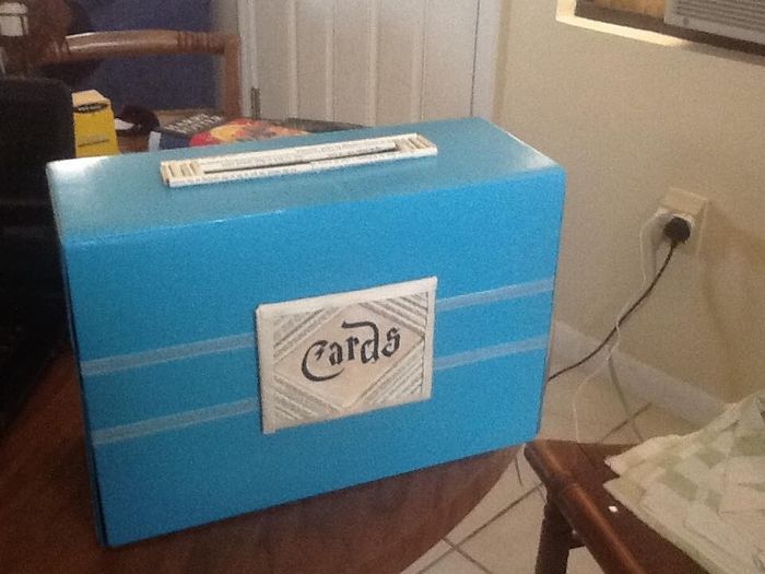 Show me your wedding card box. =)