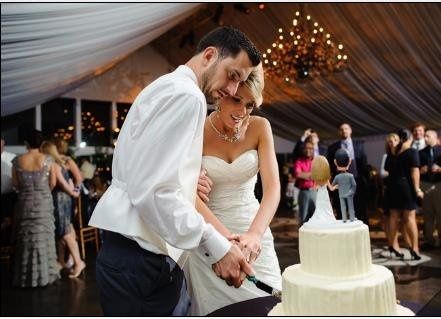 I'm craving wedding!!! Share with me your wedding pics!! please....