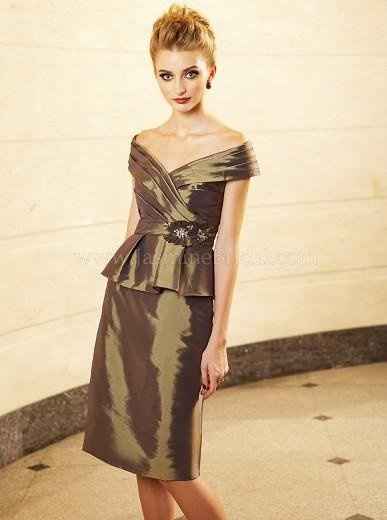 Can I see your Mother of the Bride dress?  Especially if you have a curvy mama!