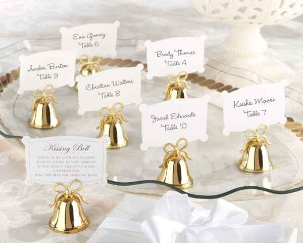 Wedding favor show off