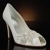 Show Me Your Wedding Shoes!