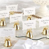 Wedding favor show off