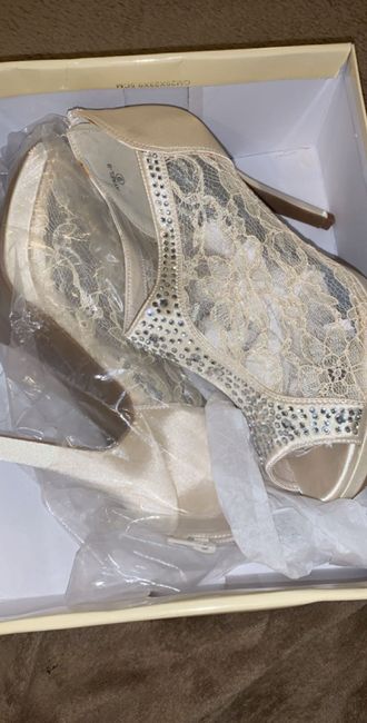 Dress, shoes, veil and tiara for sale!! - 1