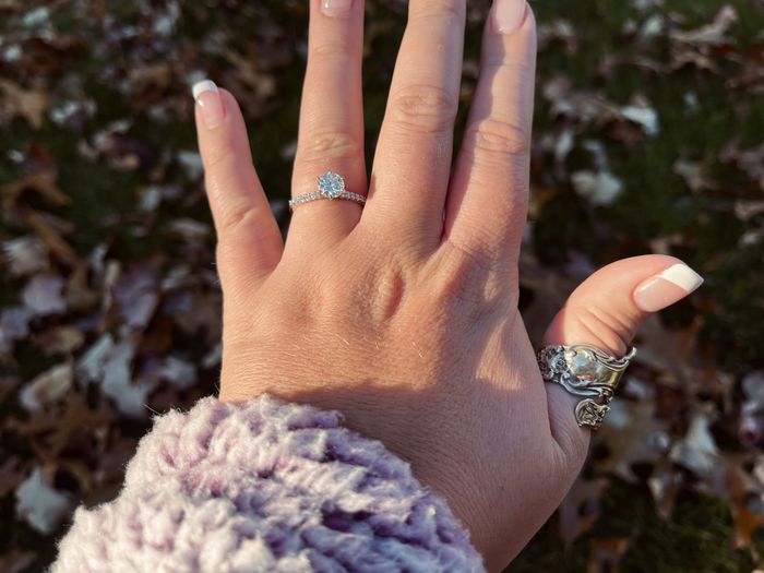 Brides of 2022! Show us your ring! - 1