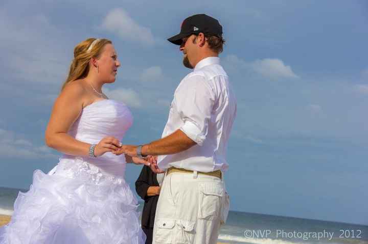 More pics from my wedding.... *facebook link*