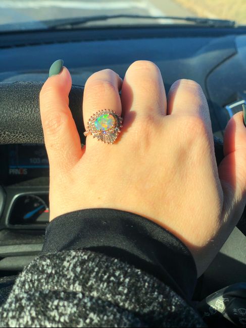 Brides of 2022! Show us your ring! 7