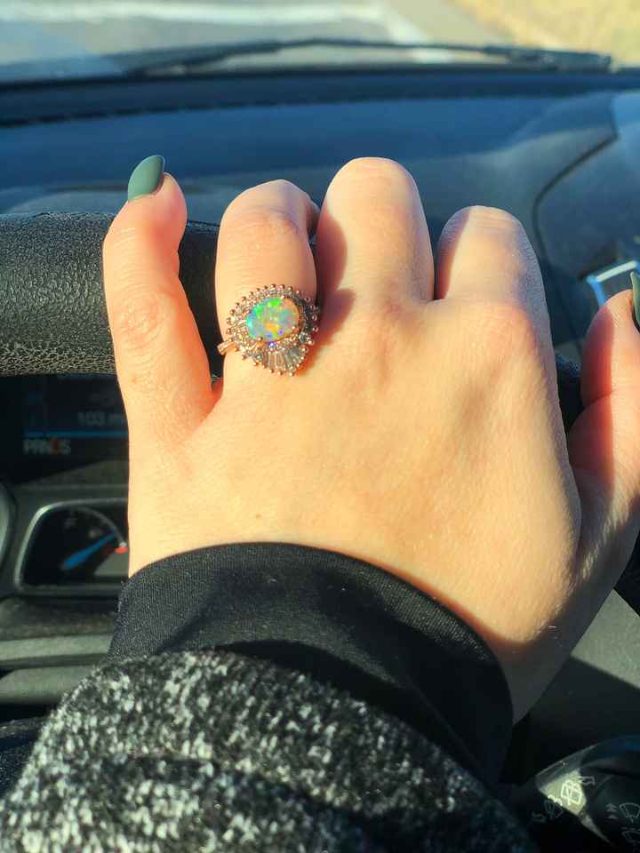 Brides of 2022! Show us your ring! - 1