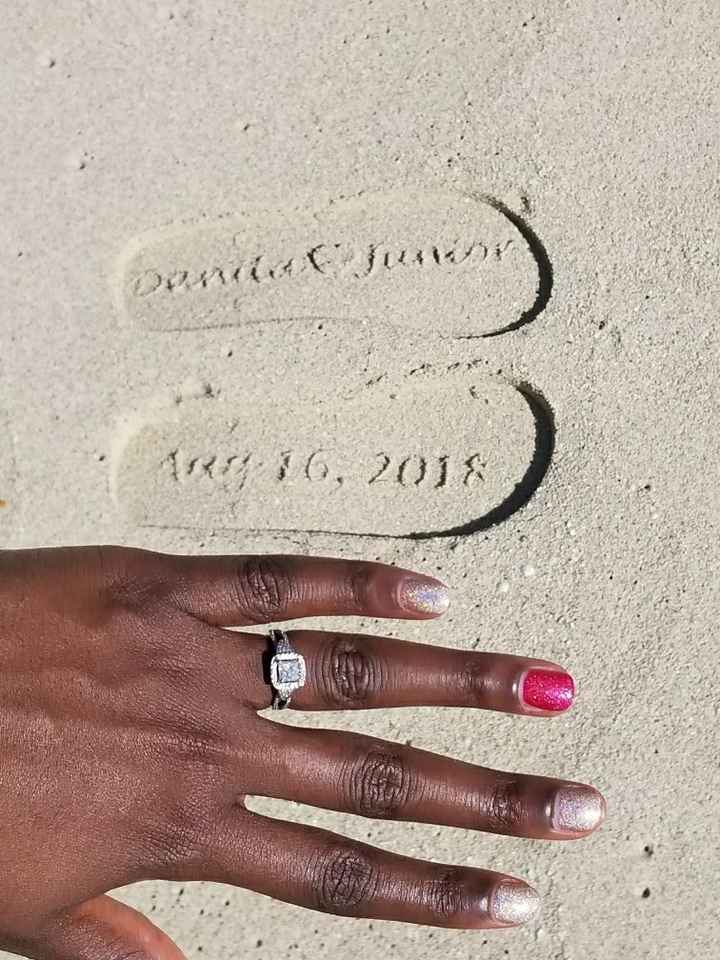 Show me... your halo engagement rings!! 💍 - 1