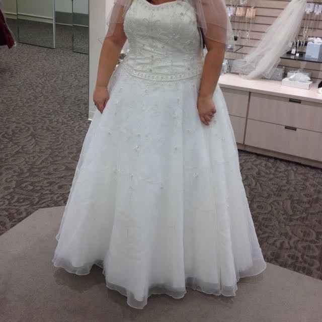 Wedding dress