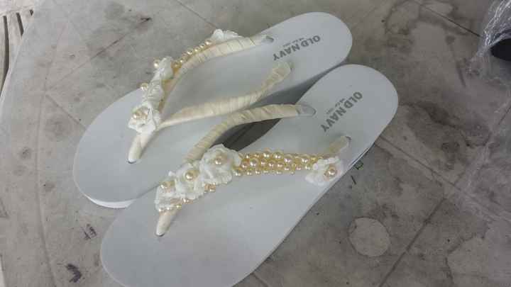 BMs: flats or sandals for beach wedding