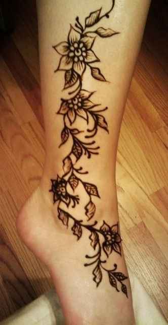 Henna/Mehndi with white dress?