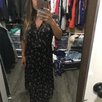 this is a floral maxi I borrowed from my friend, this dress is EXTRA comfortable and light, and has 