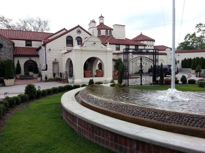 We Booked Our Venue!!!