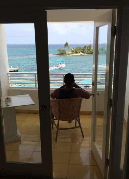 NIECY SPARKLES is back and honeymooned!