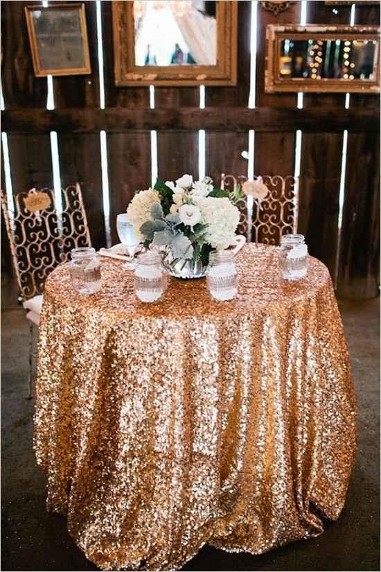 Sequin specialty table linen for sweetheart table. DIY with fabric and glue.
