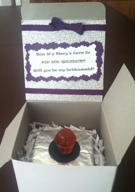 ways to ask bridesmaids to be in the wedding