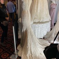 Help! i fell in love with two wedding dresses. - 3