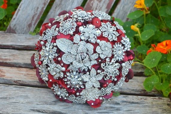 Bridal Bouquets..is this style out dated?