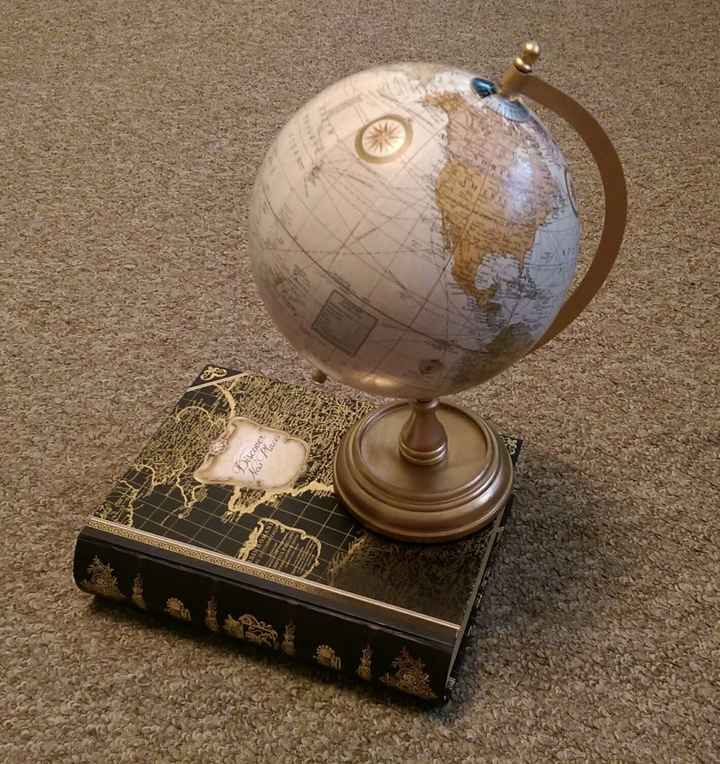 Centerpiece Suggestions, Please! (Pics)