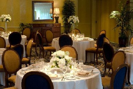 venue help! - what to do with colors?!?