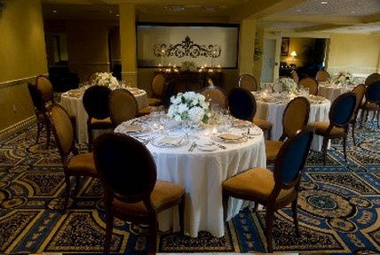 venue help! - what to do with colors?!?