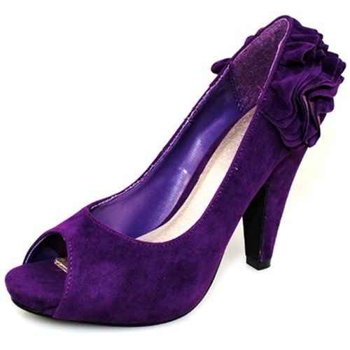 Show me your bridal shower outfit!!