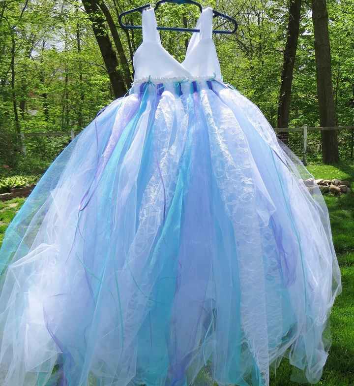 My flower girl dress is done!