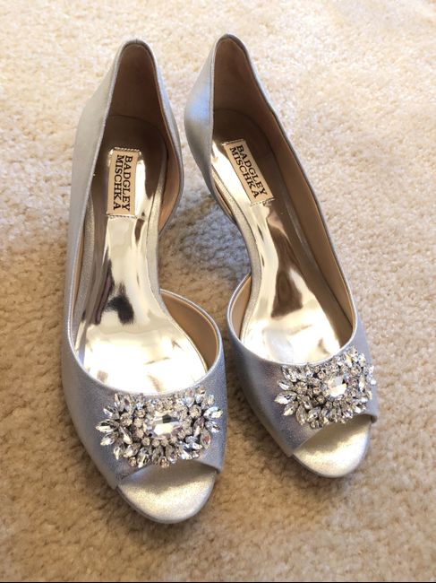 Show me your shoes! - 1