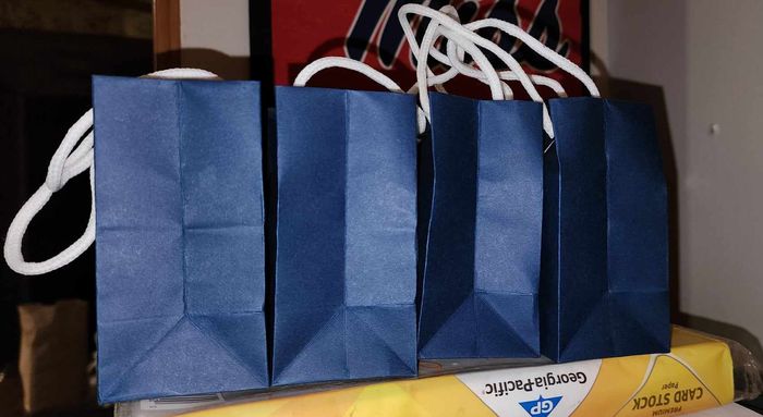 Gifts For Wedding Party....... 7