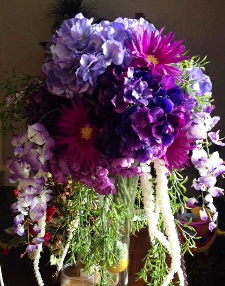 Flower arrangement HELP!!
