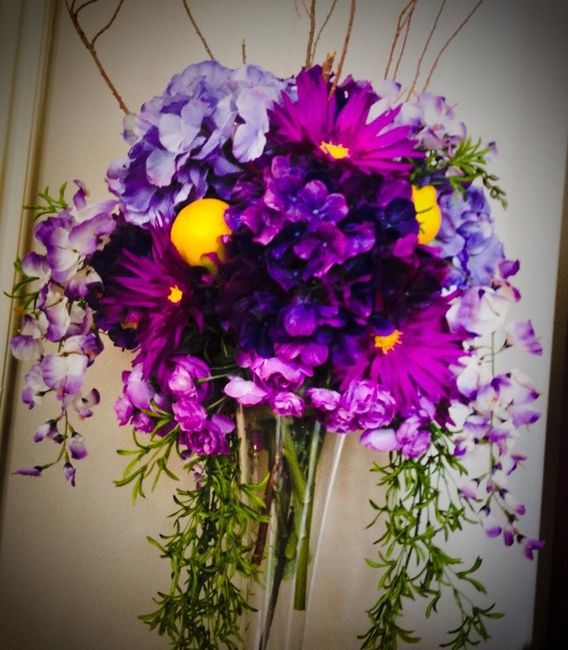 Flower arrangement HELP!!