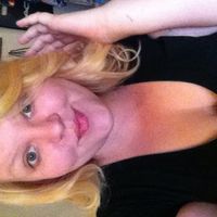 Selfie! I was wondering what you girls look like