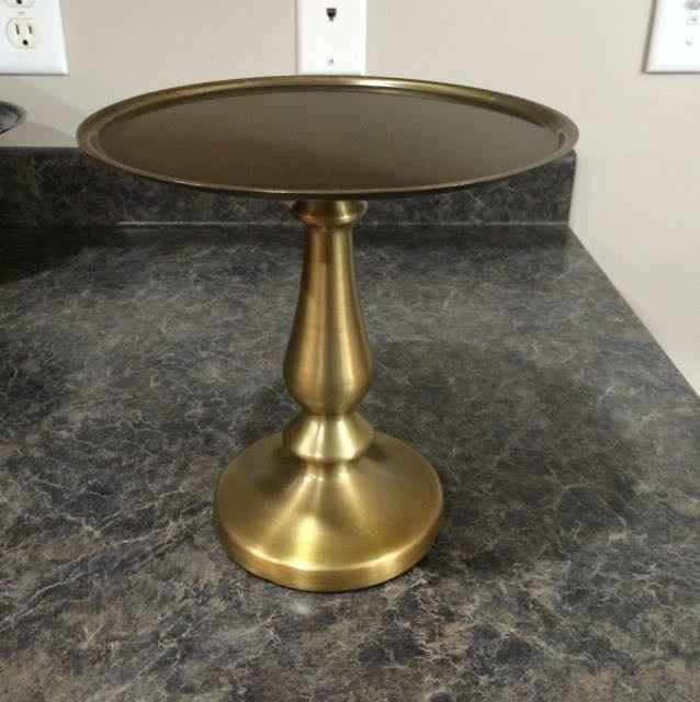 Wedding cake stand