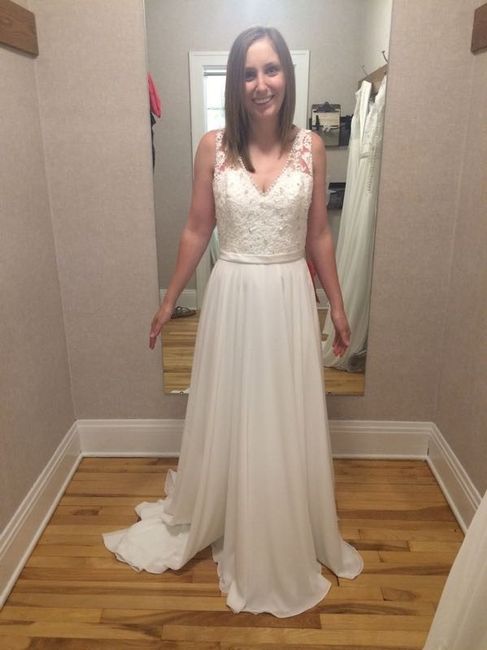 Dress shopping alone? Update w/pictures