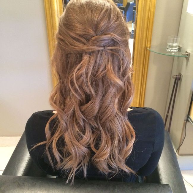 Please show me your half up/half down hairstyles!