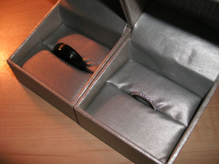 Show me yor wedding bands!!!