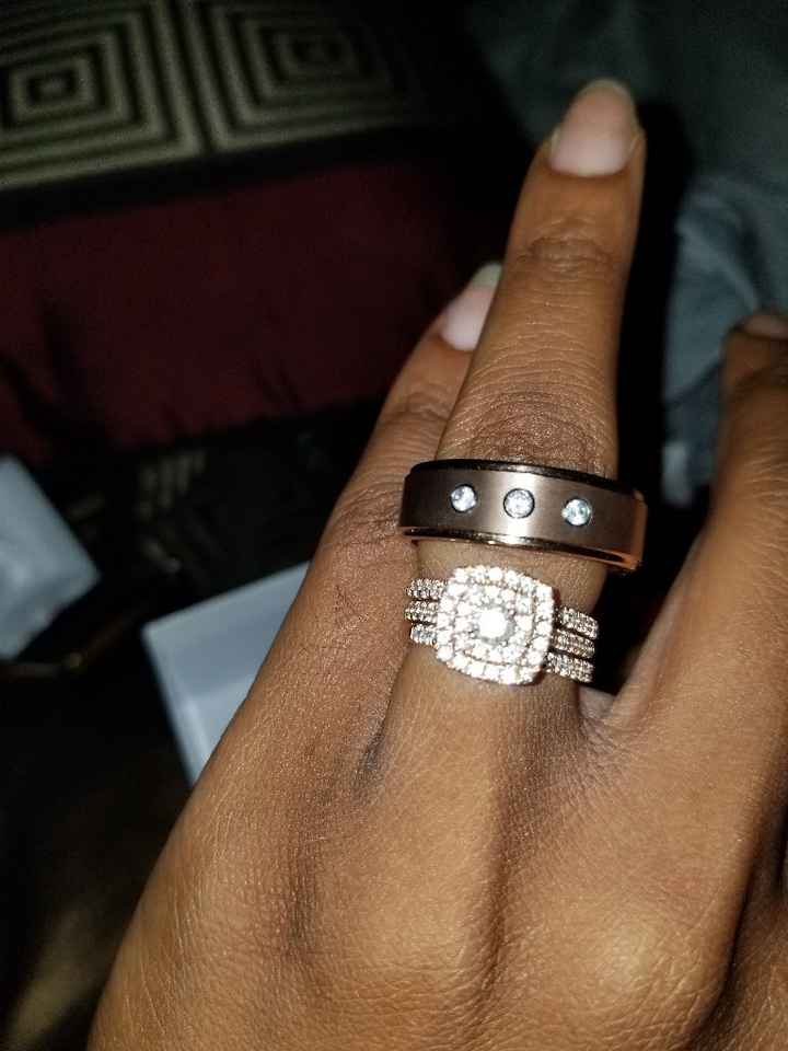 Who has a rose gold ring? - 1